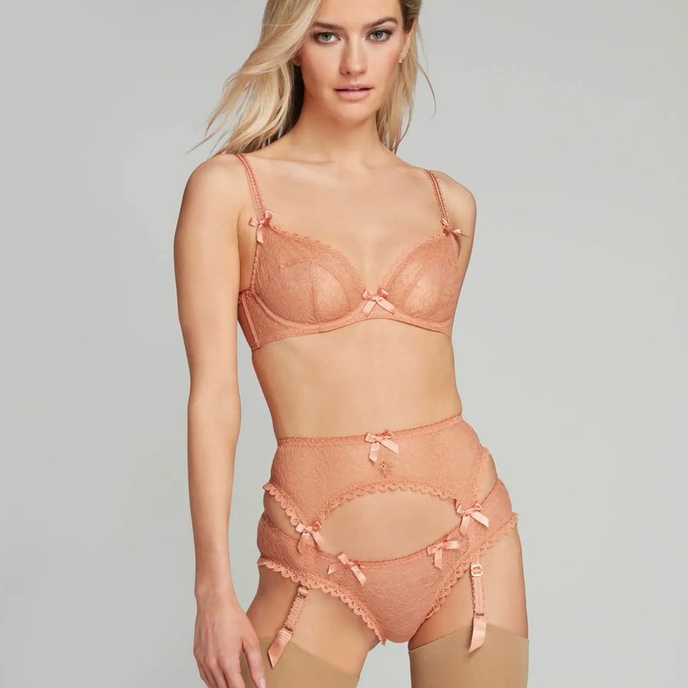 Agent Provocateur Aliza Bra, Suspender & Thong